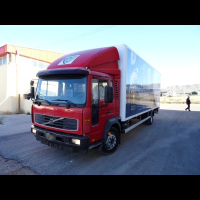 VOLVO FL6 180